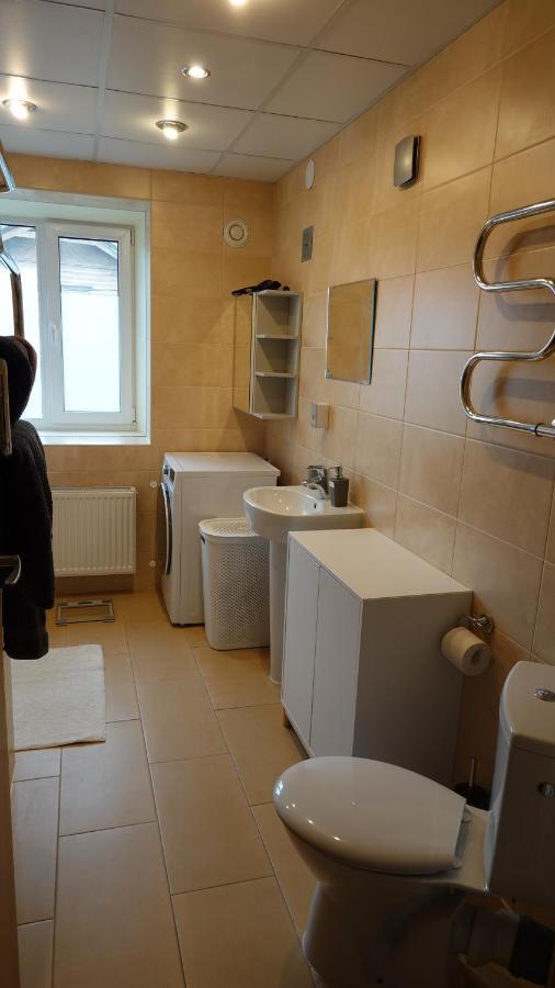 Cozy Telliskivi Apartment Near City Centre Талин Екстериор снимка